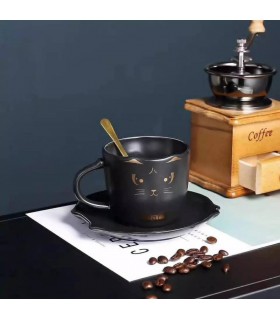 ماگ گربه گوش طلايي همراه با بشقاب كوچك گربه