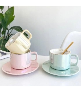 فنجان نعلبکی کروم لب طلایی