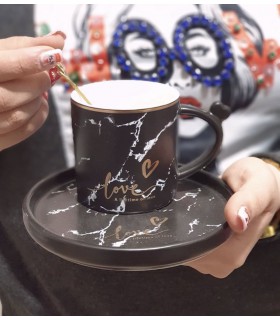 ماگ و بشقاب کوچک سنگی