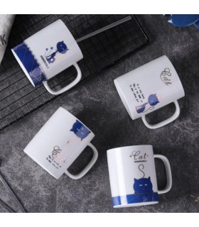 ماگ گربه طلایی