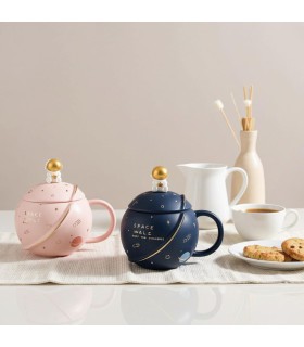 ماگ فضانورد