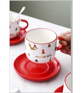 فنجان نعلبکی قرمز کریسمسی