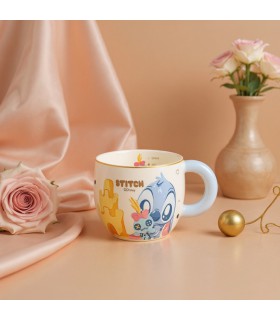 ماگ استیچ لب طلایی