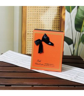 جعبه کادویی نارنجی (باکس هدیه) طرح پاپیون دار