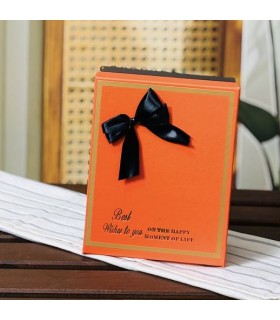 جعبه کادویی نارنجی (باکس هدیه) طرح پاپیون دار