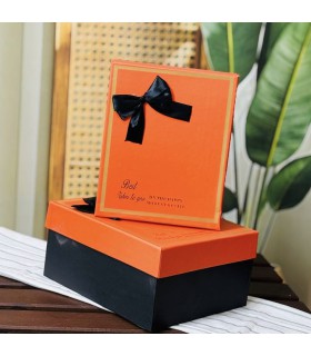 جعبه کادویی نارنجی (باکس هدیه) طرح پاپیون دار