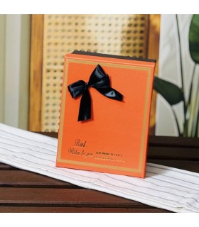 جعبه کادویی نارنجی (باکس هدیه) طرح پاپیون دار