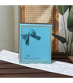 جعبه کادویی آبی (باکس هدیه) طرح پاپیون دار