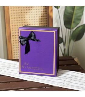 جعبه کادویی بنفش(باکس هدیه) طرح پاپیون دار