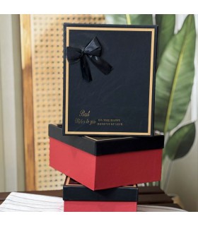 جعبه کادویی مشکی قرمز (باکس هدیه) طرح پاپیون دار