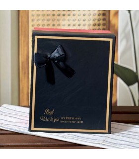 جعبه کادویی مشکی قرمز (باکس هدیه) طرح پاپیون دار