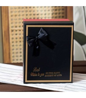 جعبه کادویی مشکی قرمز (باکس هدیه) طرح پاپیون دار