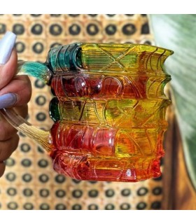 عکس غیرژورنالی ماگ کتاب عکس غیرژورنالی ماگ کتاب