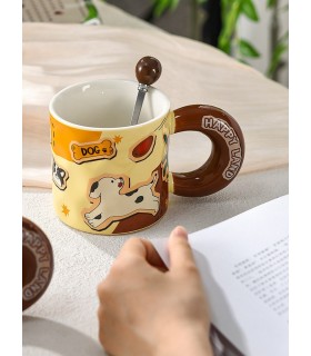 ماگ هاپو و پیشی قاشق دار