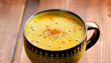 شیر زردچوبه گرم نوشیدنی زمستانی با نکات اصلی