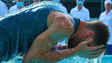 مضرات نوشیدن زیاد آب و نکات اصلی آب زیاد عوارض دارد؟