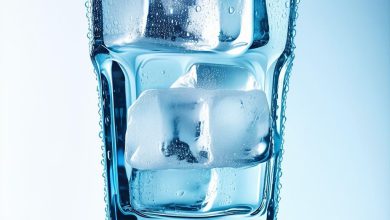 آب یخ خواص فواید یا مضرات؟ نکات اصلی مصرف