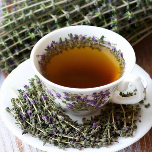 دمنوش آویشن: طرز تهیه آسان با نکات اصلی دم کردن