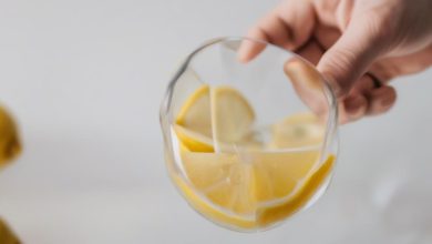 دلیل تلخی آب لیمو و راهکارهای رفع آن + نکات اصلی