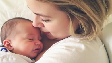 شیردهی در سال دوم: فواید و نکات مهم تغذیه با شیر مادر؟