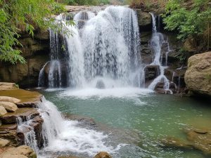 آبشار شیخ علی خان: تفریح دلنشین،جاذبه بختیاری