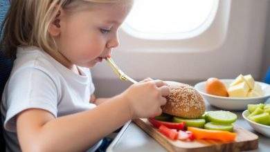 تغذیه کودک در سفر: راهکارها و نکات مهم برای والدین
