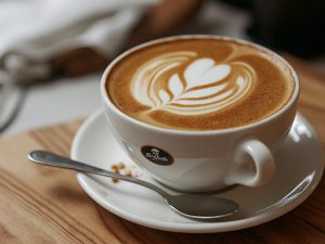 بهترین زمان نوشیدن قهوه: چه موقع قهوه بخوریم؟