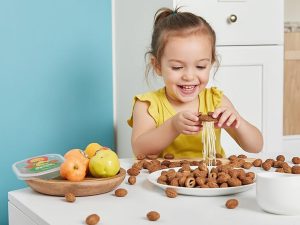 آجیل برای بچه ها: از چه سنی؟ چه مقدار؟