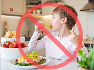 غذاهای مضر برای کودکان بیش فعال: چه چیزهایی نباید خورد؟