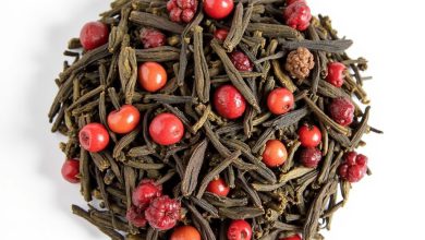 خواص دمنوش زرشک: فواید، مضرات و هر آنچه باید بدانید