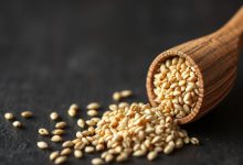 خواص کنجد برای زیبایی: پوستی جوان و موهایی درخشان!